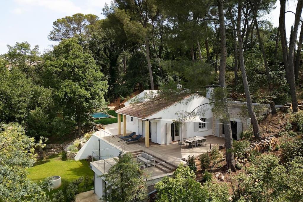 Villa La Pinede Aix-en-Provence Exterior photo